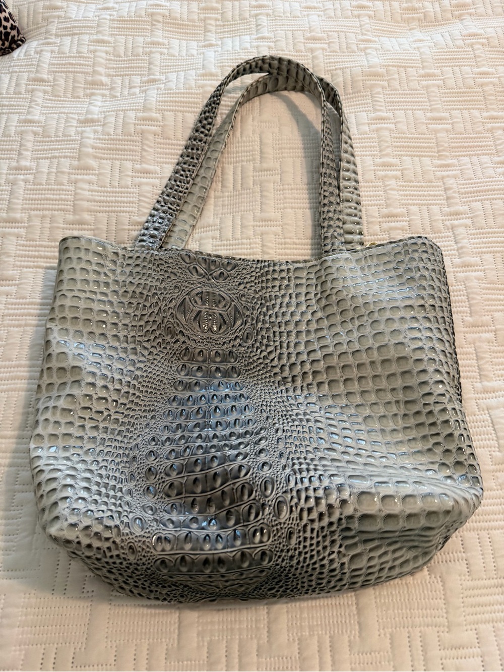Makeup Junkie Croc-Embossed Gray Tote Bag with Pink Tassel - Picture 2 of 4